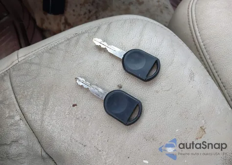 2006 Mercury Grand Marquis Ls из США, поврежденный, VIN 2MEFM75V66X608867